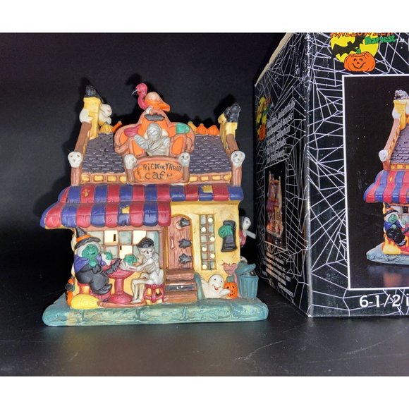 Halloween Harvest Trick or Treat Cafe Lighted Porcelain House - Picture 6 of 16